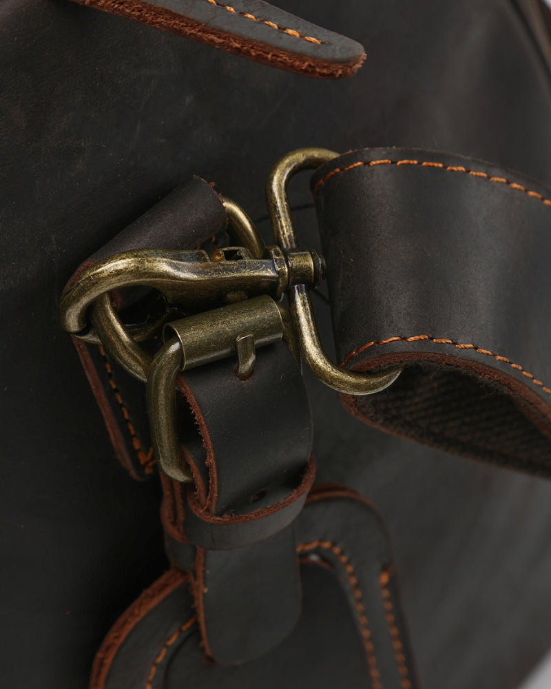Montague Leather Holdall