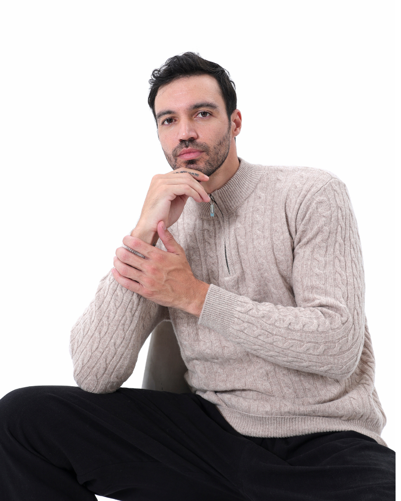 100% Cashmere Knitted Half Zip