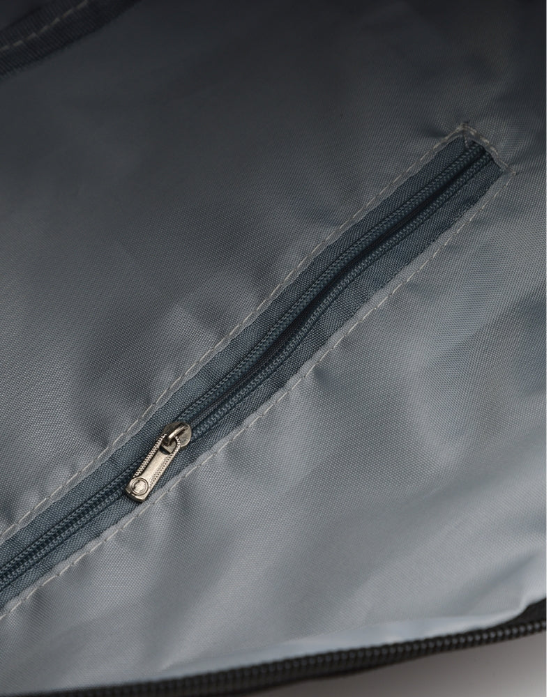 The Nova Holdall