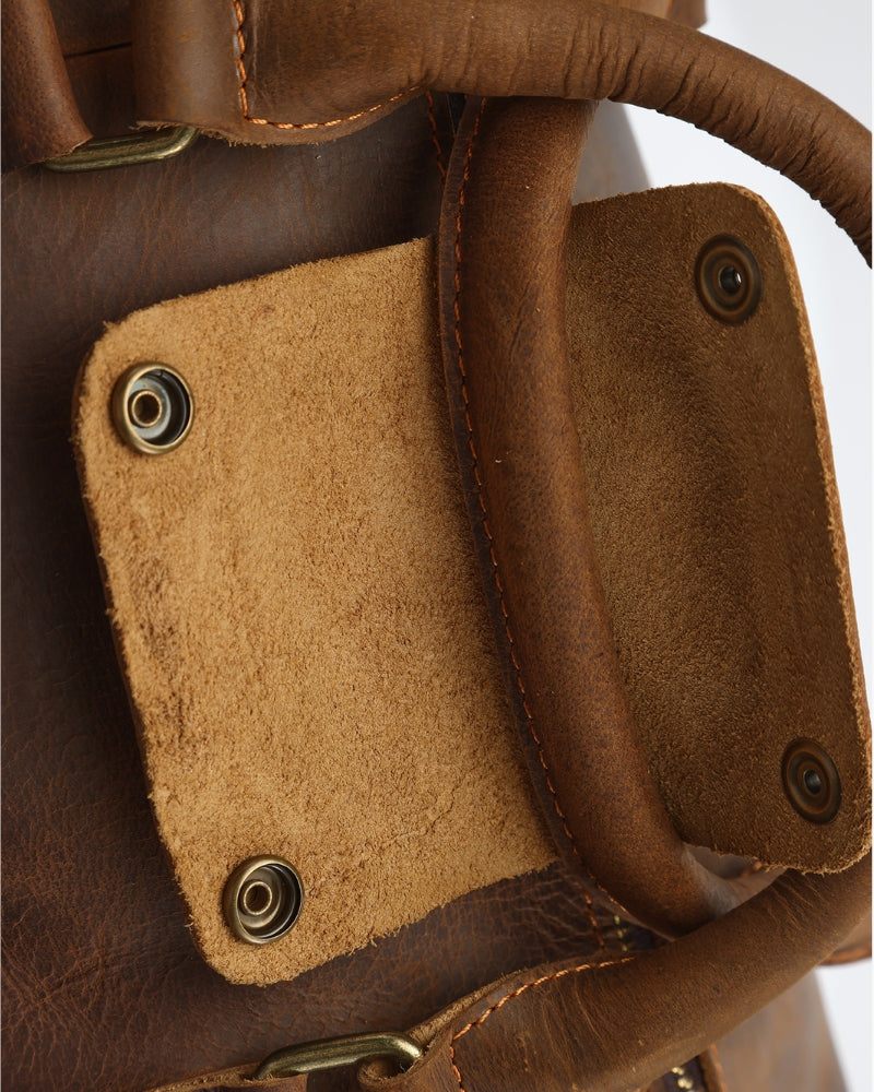 Montague Leather Holdall
