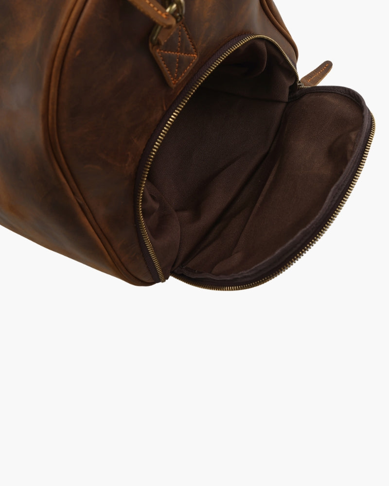 Montague Leather Holdall