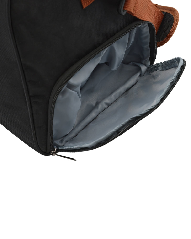The Nova Holdall