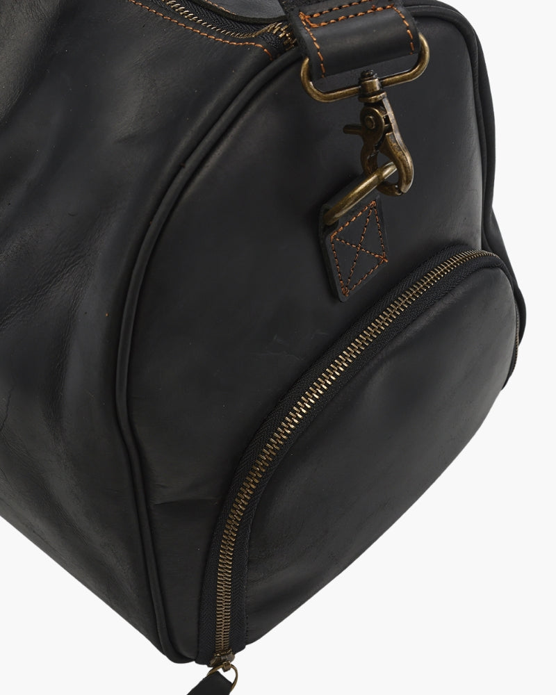 Montague Leather Holdall